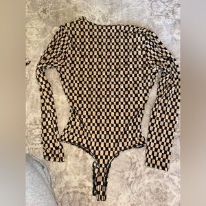 ABERCROMBIE AND FITCH SIZE LARGE 2 ITEMS